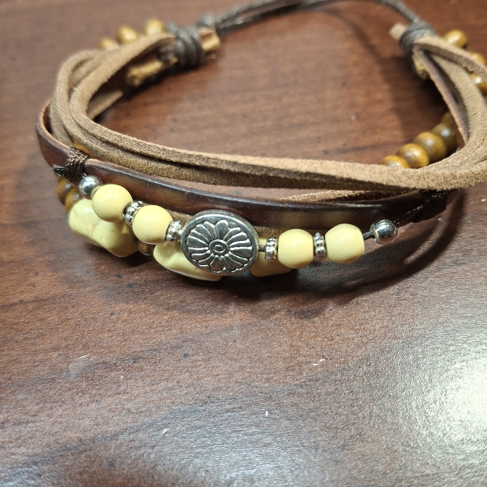 Bracelets - Picture 5 of 5
